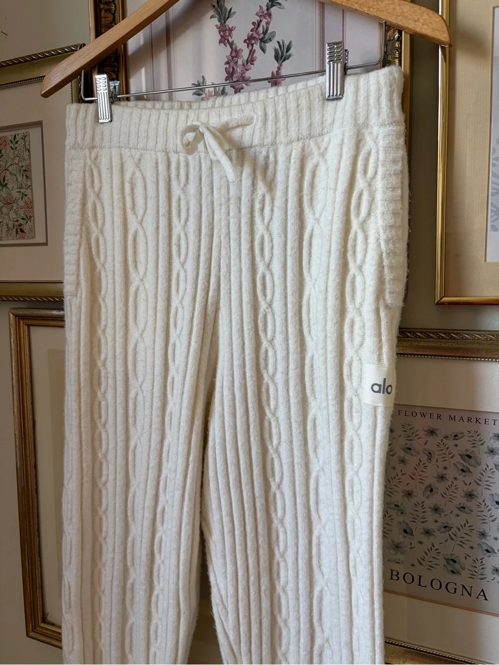 Alo Cable Knit Winter Bliss Pant in Ivory Medium